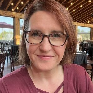 Meet your Posher, Dana